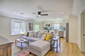Cozy Houston Retreat with Yard about 3 Mi to Dtwn!
